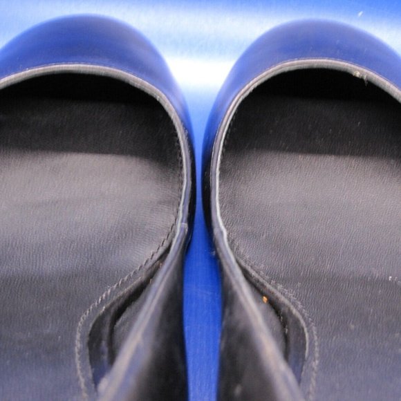 Tory Burch Elizabeth Round Toe Black 1.75" Block Heel with Ankle Details 9.5M - Picture 11 of 16